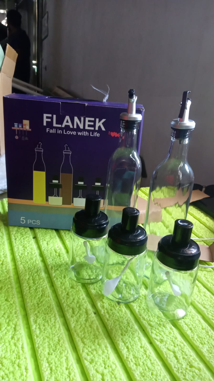 Transparent Glass Oil Dispenser 500 ML Bottle Set of 2, Spice Jar 250 ML Set of 3, Oil Bottle for Kitchen, Oil & Vinegar Storage Glass Bottle, Glass Container for Spice, Masala (5 Pcs Set) Transparent Glass Oil Dispenser 500 ML Bottle Set of 2, Spice Jar 250 ML Set of 3, Oil Bottle for Kitchen, Oil & Vinegar Storage Glass Bottle, Glass Container for Spice, Masala (5 Pcs Set)